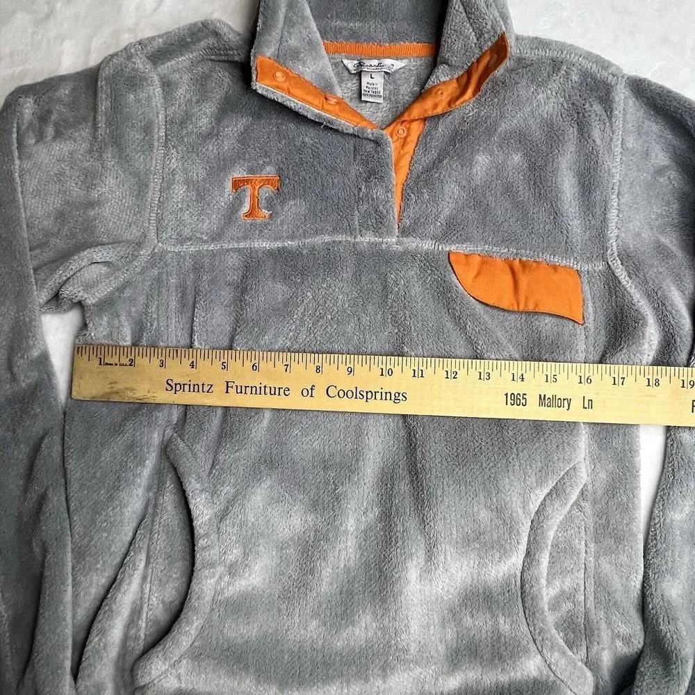 UT Fleece Pullover. - Picture 4 of 7